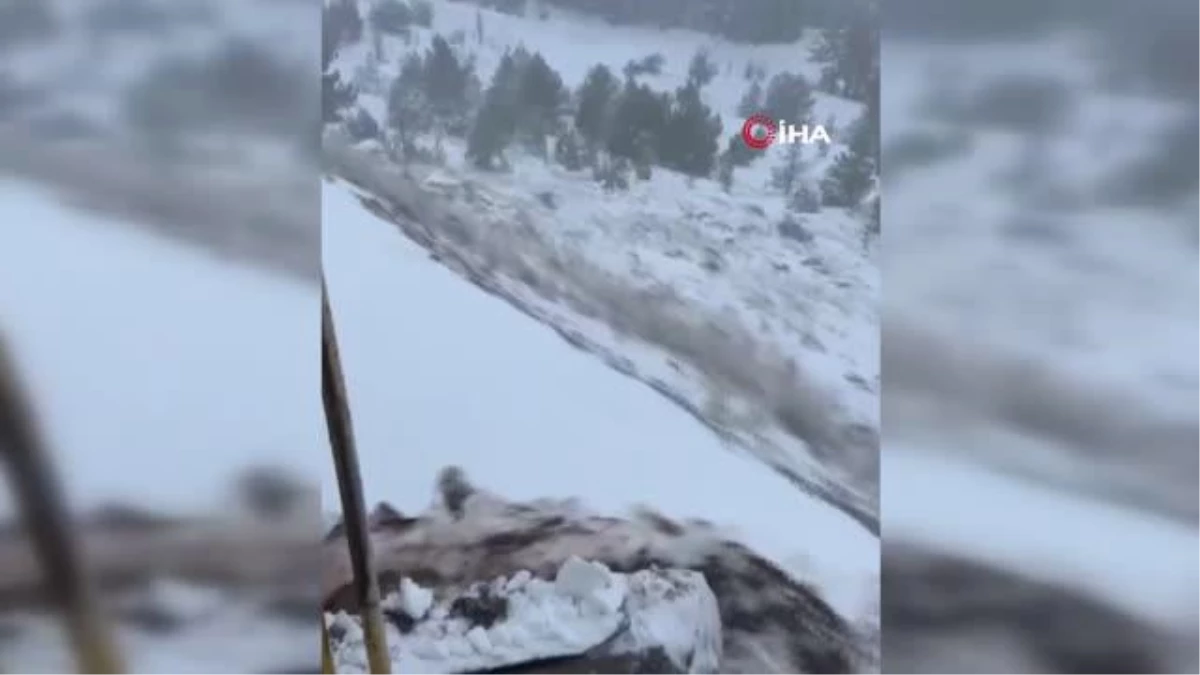 Kastamonu\'da kardan kapanan yollarda çalışmalar sürüyor