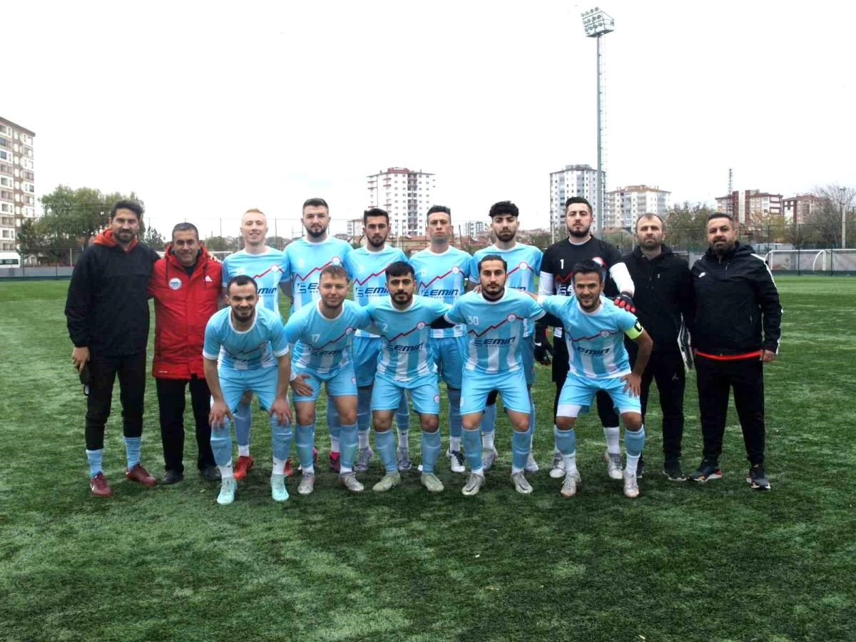 E.M. Döğerspor, Talas Anayurtspor\'u 3-0 mağlup etti