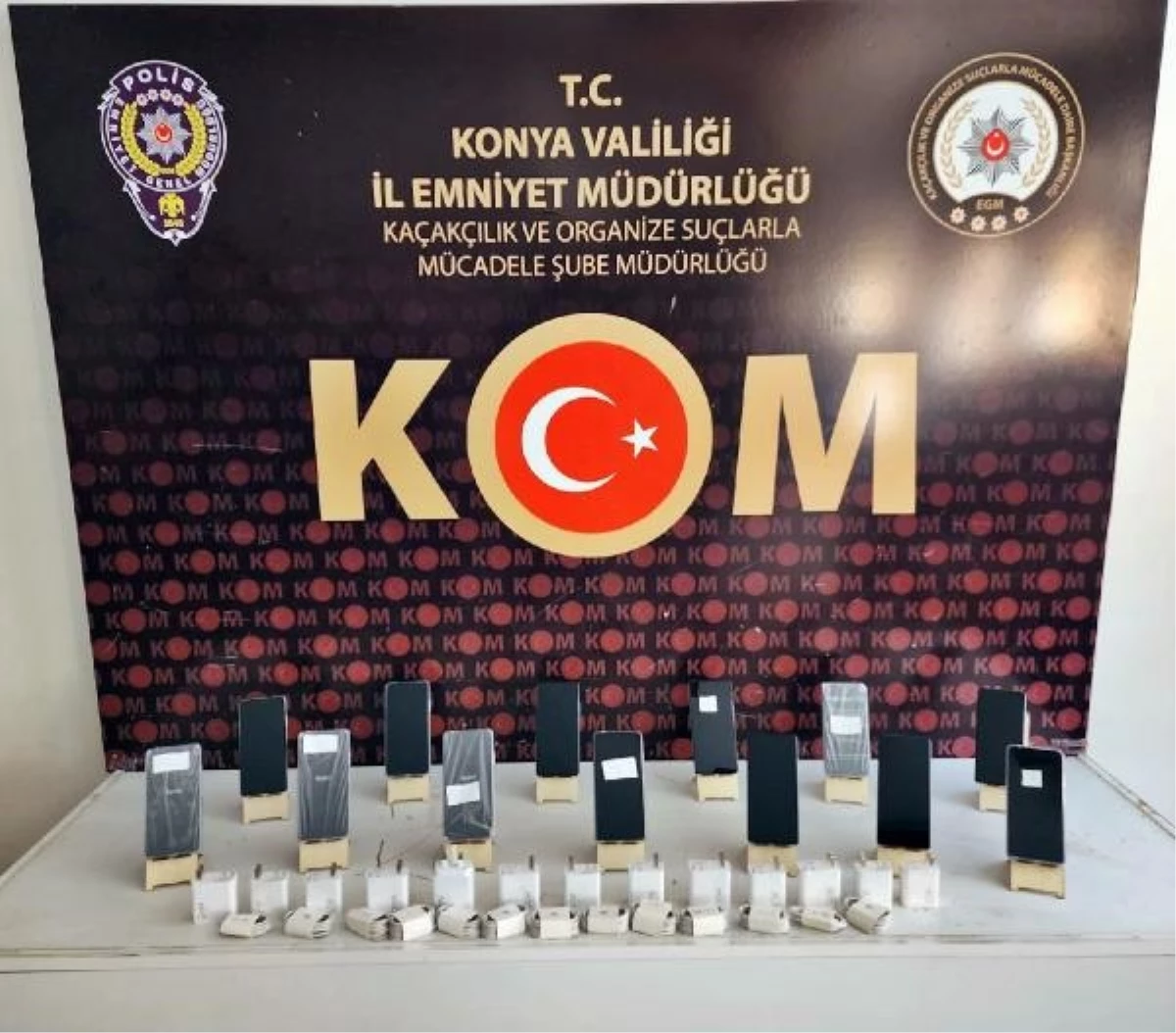 Konya\'da Kaçakçılık Operasyonu: 10 Kişi Gözaltına Alındı