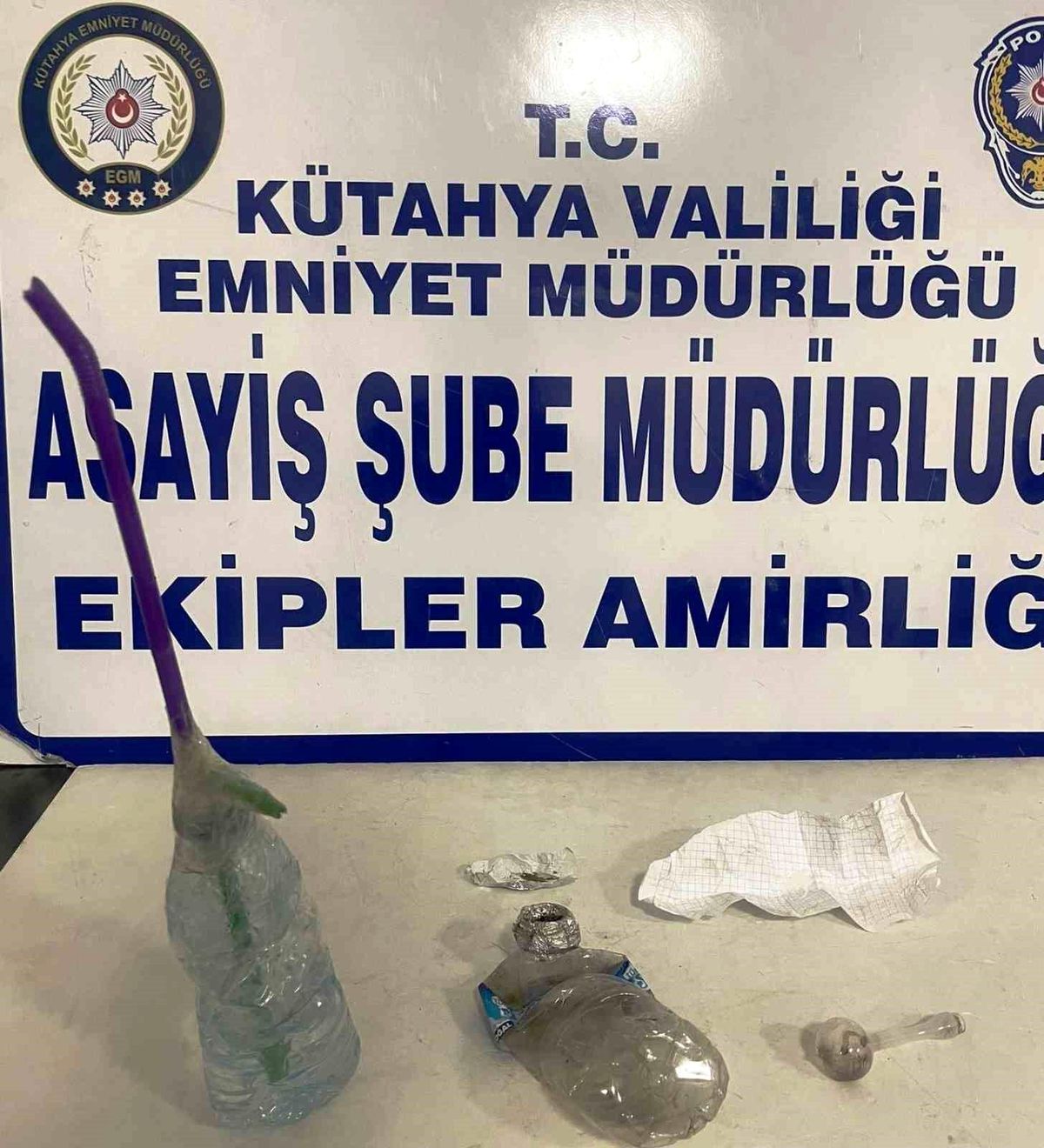 Kütahya\'da yapılan üst aramasında uyuşturucu ele geçirildi