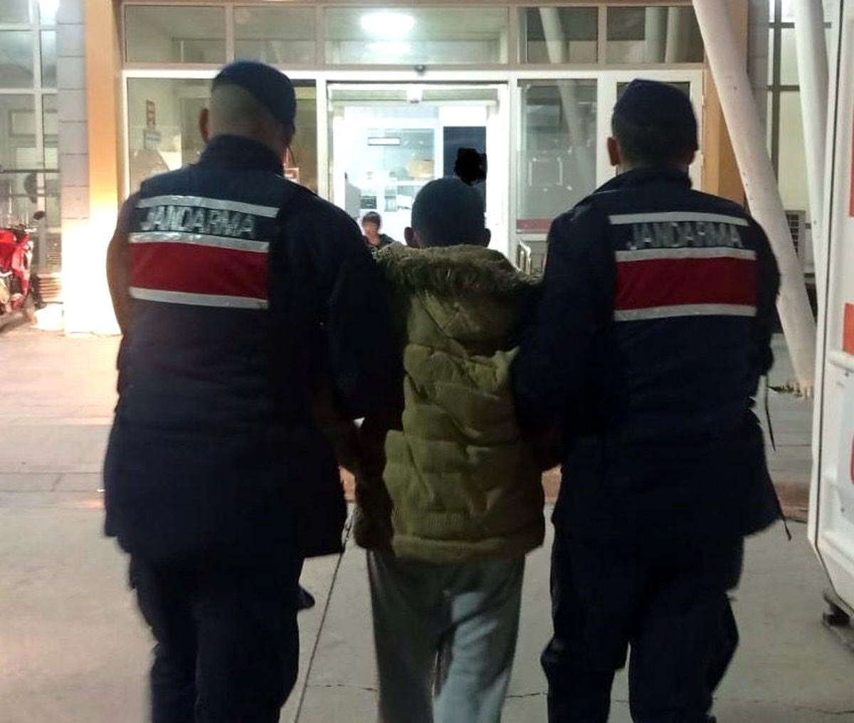 Manisa ve Denizli\'de hırsızlık şüphelisi yakalandı