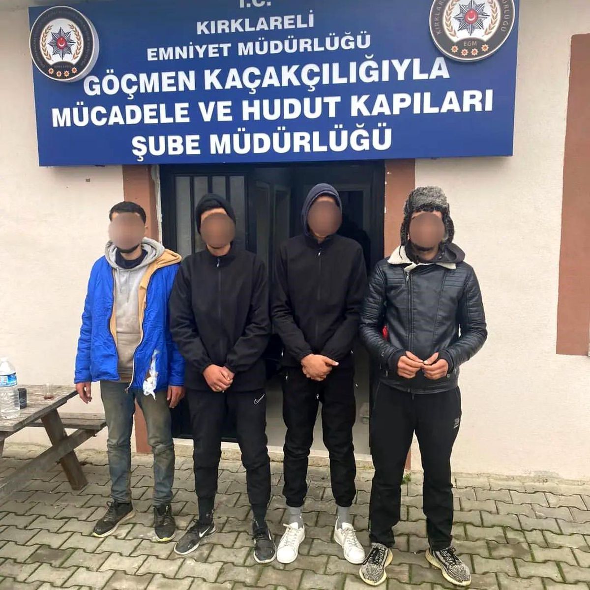 Kırklareli\'de 17 kaçak göçmen yakalandı, 2 şüpheli gözaltına alındı
