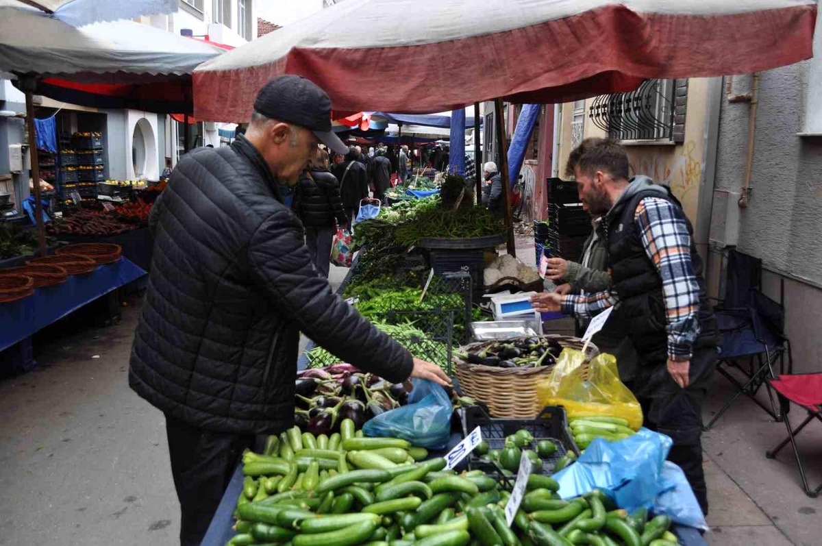 Eskişehir\'de Turşuluk Malzeme Alırken Dikkat Edin