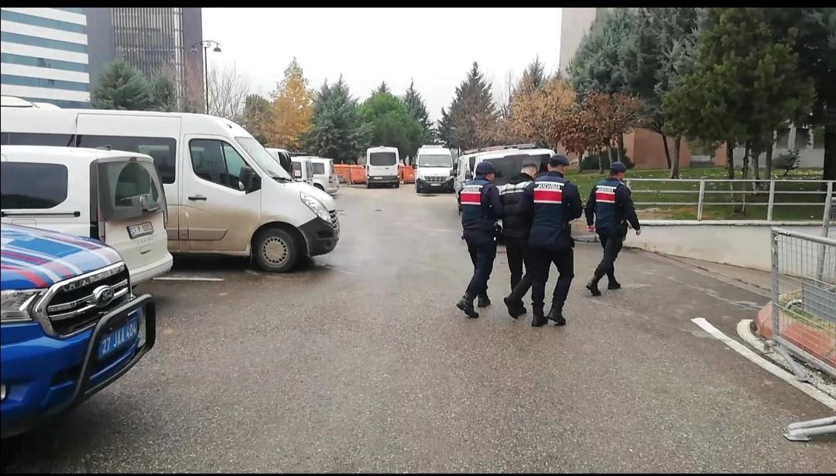 Gaziantep\'te Araç Dolandırıcılığı Şüphelisi Yakalandı