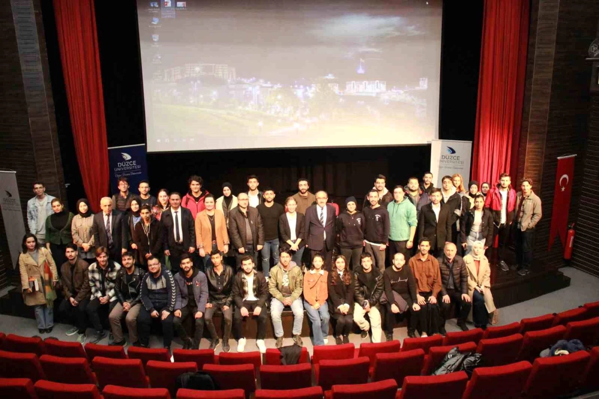 Düzce Üniversitesi Öğrenci Toplulukları Koordinasyon Toplantısı Gerçekleştirildi