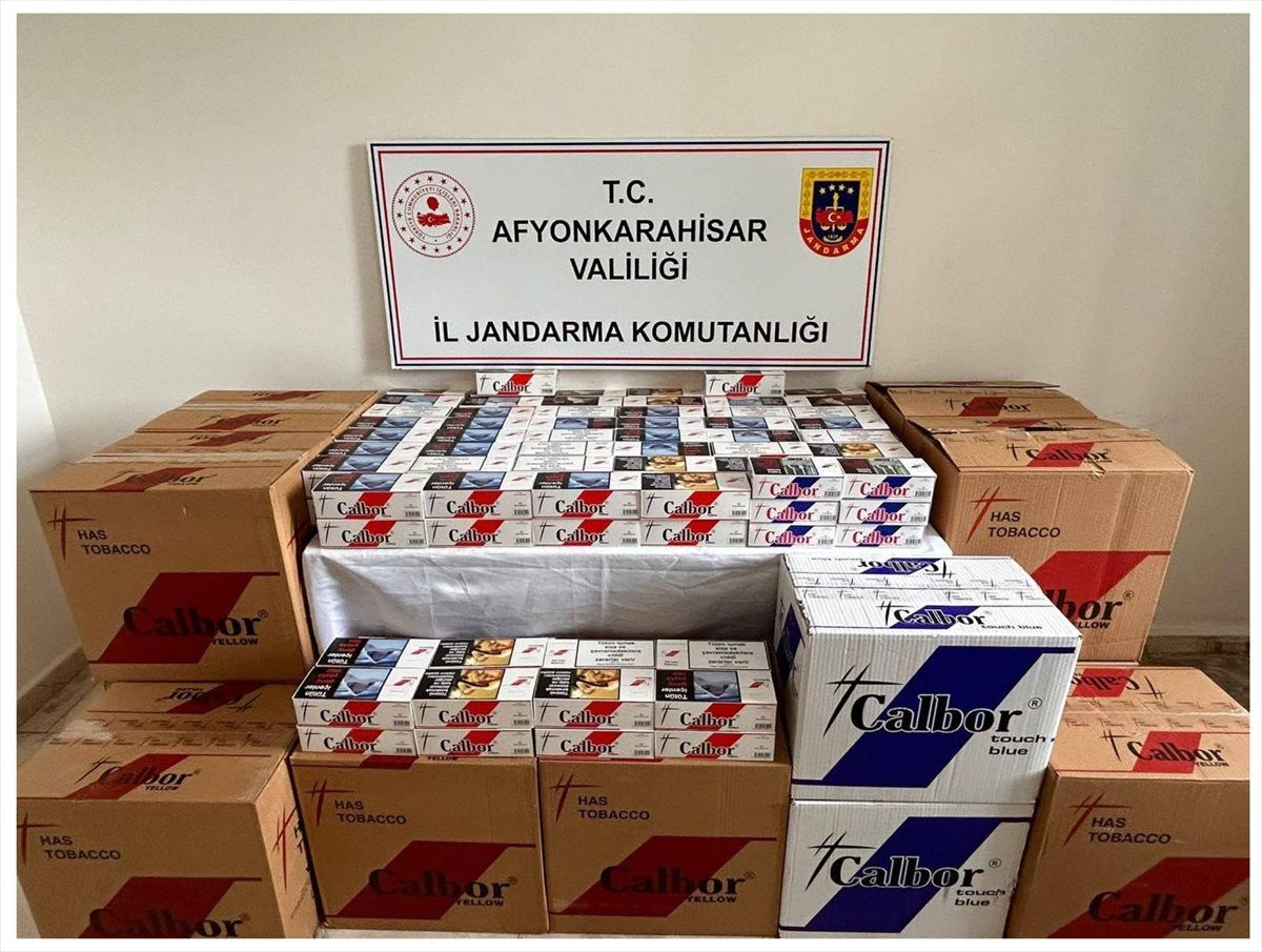 Afyonkarahisar\'da 140 Bin Makaron Ele Geçirildi