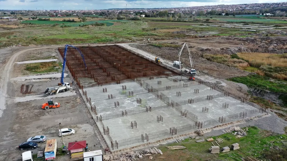 Bafra\'da Orta Ölçekli Sanayi Sitesi İnşaatı Devam Ediyor