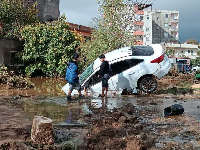 Batman'da sel felaketinde hayatını kaybeden babaanne ve torunları ile ilgili ayrıntılar ortaya çıktı