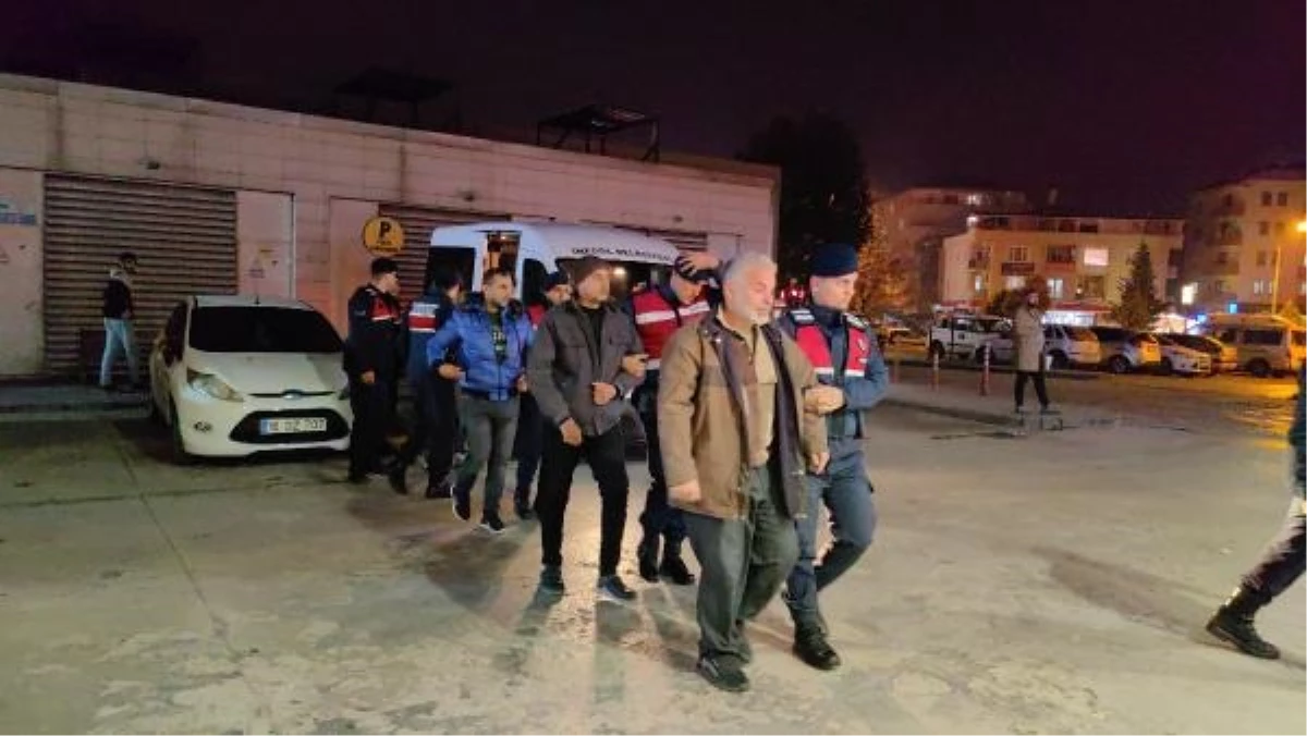 İnegöl\'de Kaçak Göçmen Operasyonu: 5 Mısır Uyruklu Yakalandı