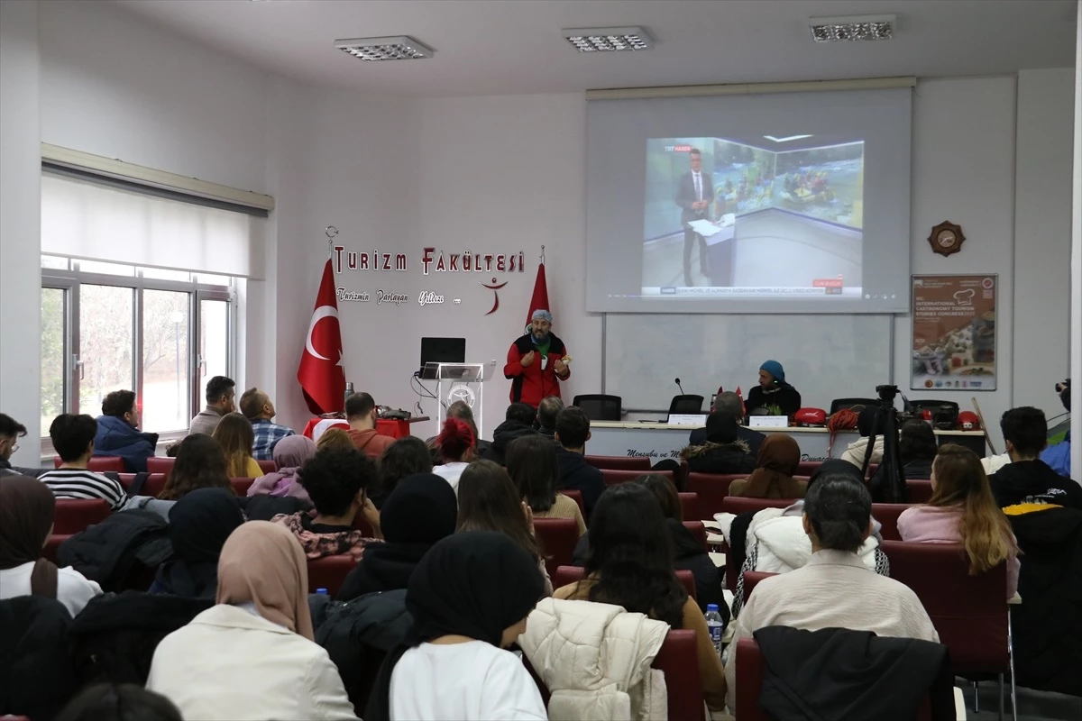 Bülent Erkan, Kastamonu Üniversitesi öğrencilerine doğadaki yaşamı anlattı