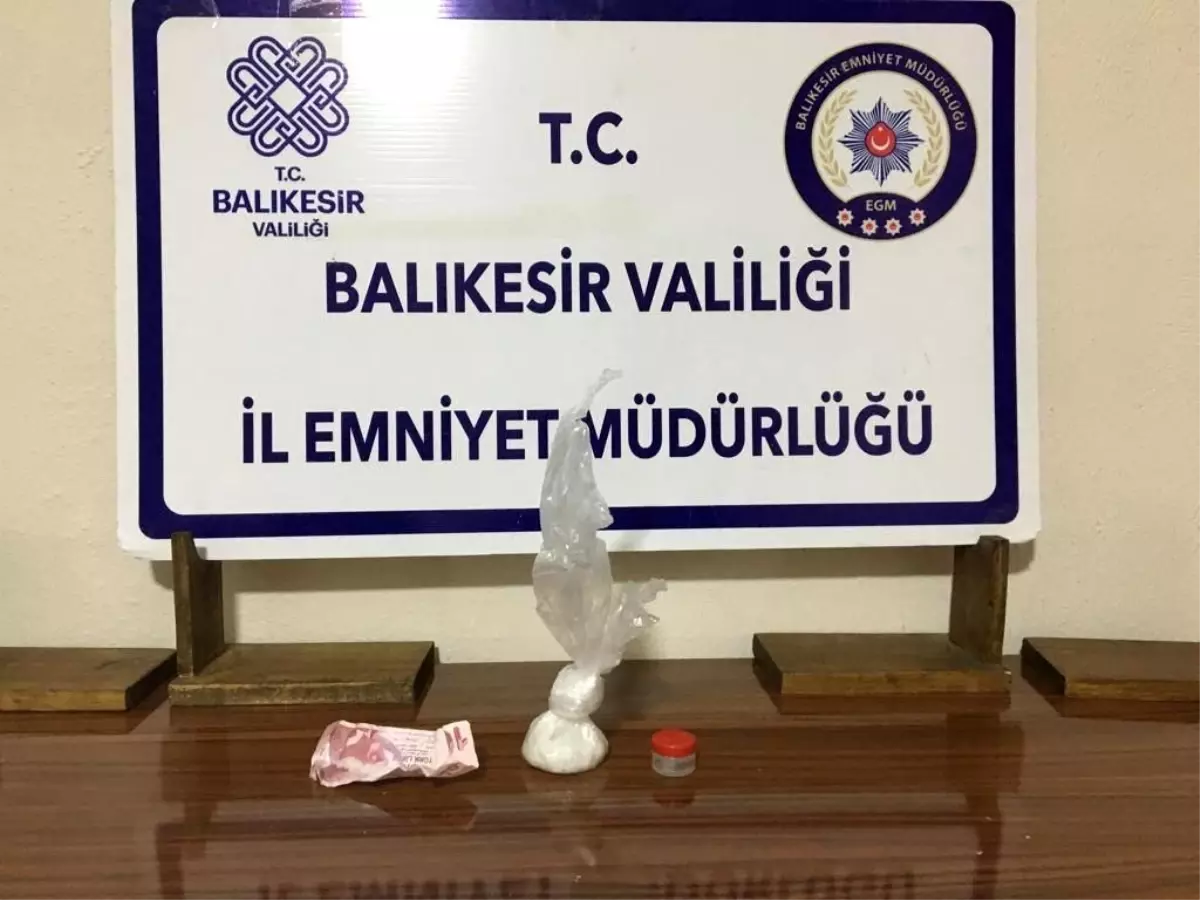 Balıkesir Gönen\'de Uyuşturucu Operasyonu: 2 Kişi Yakalandı