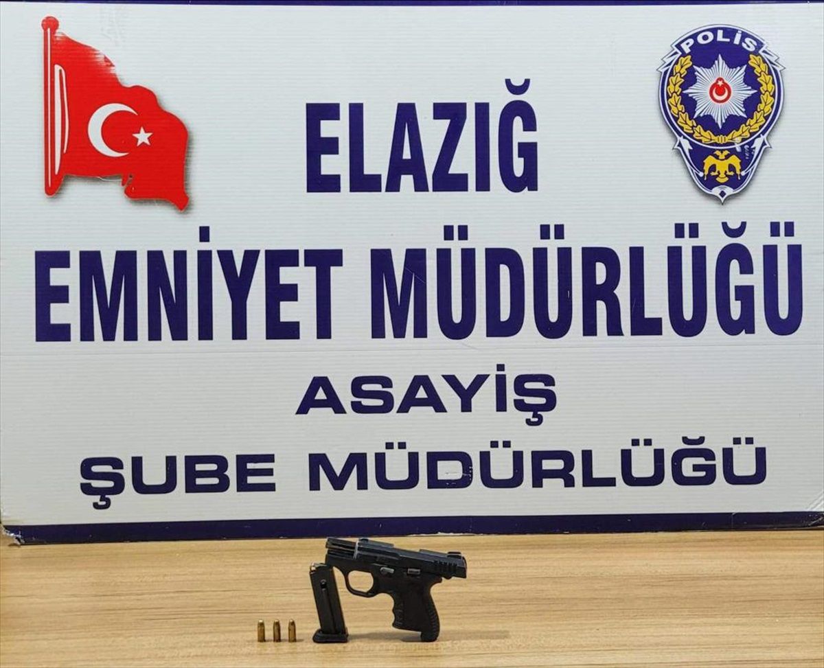 Elazığ\'da Operasyonda Ruhsatsız Silah ve Uyuşturucu Ele Geçirildi