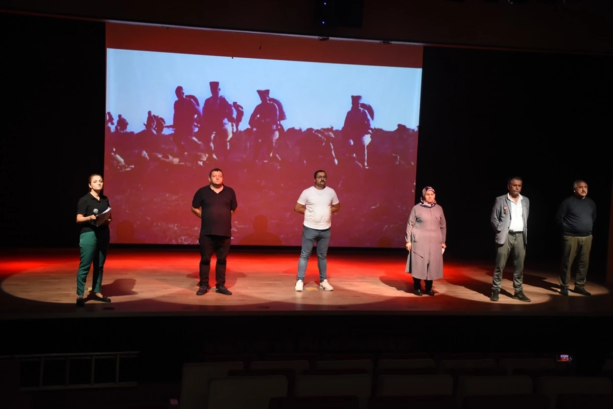 Güneydoğu gazilerinin oluşturduğu tiyatro topluluğu "100 Yıllık Emanet" oyununu sahneye koydu