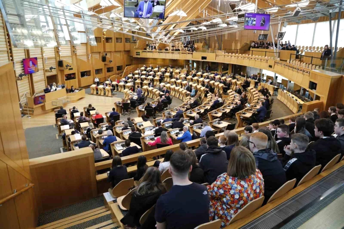 İskoçya Parlamentosu Gazze Şeridi\'nde ateşkes çağrısında bulundu