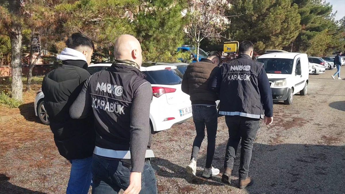 Karabük\'te Uyuşturucu Operasyonu: 4 Şüpheli Yakalandı