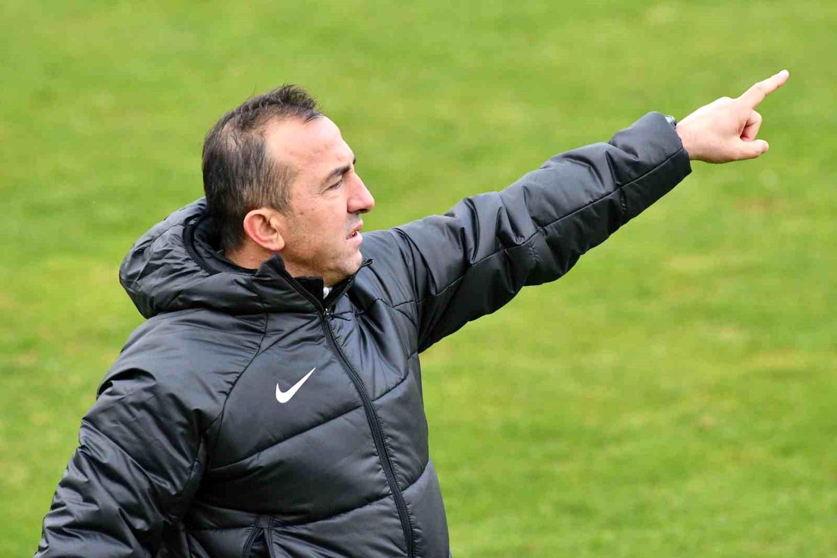 Kayserispor Teknik Direktörü Recep Uçar: Henüz gidecek yolumuz var