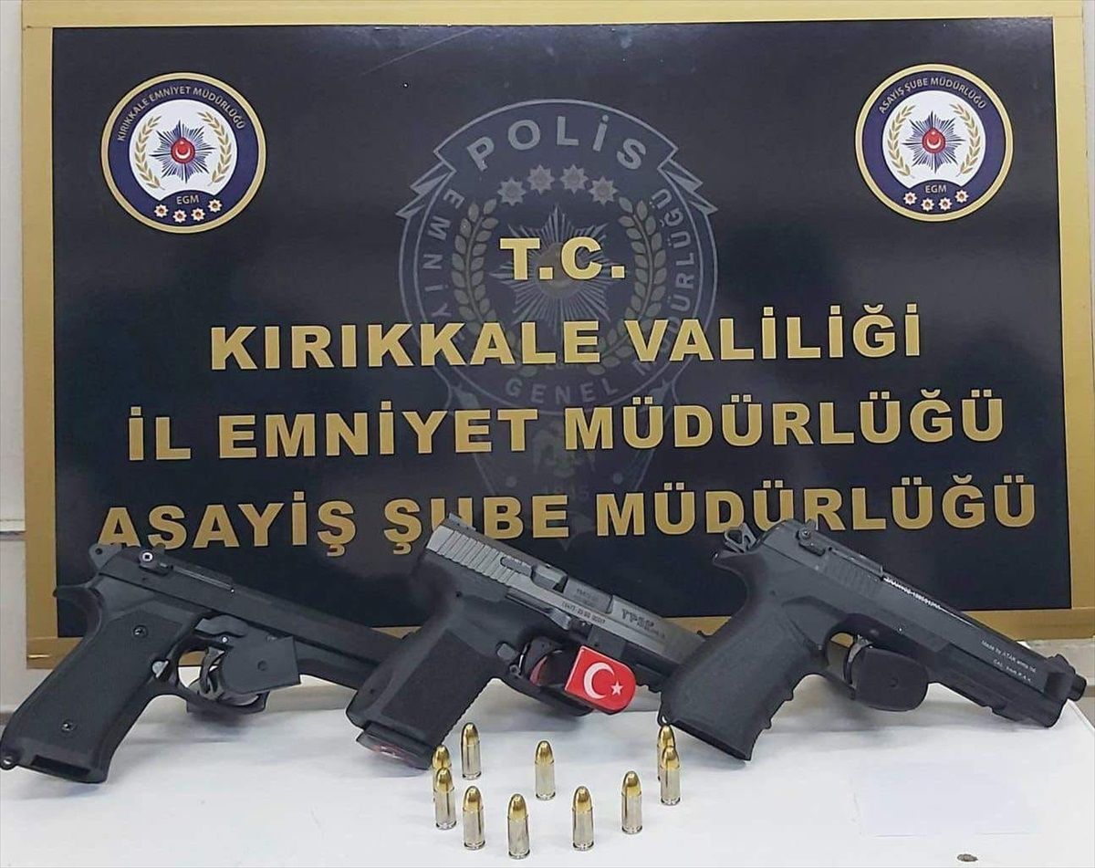 Kırıkkale\'de Sanal Devriye Faaliyetinde 2 Şüpheli Yakalandı