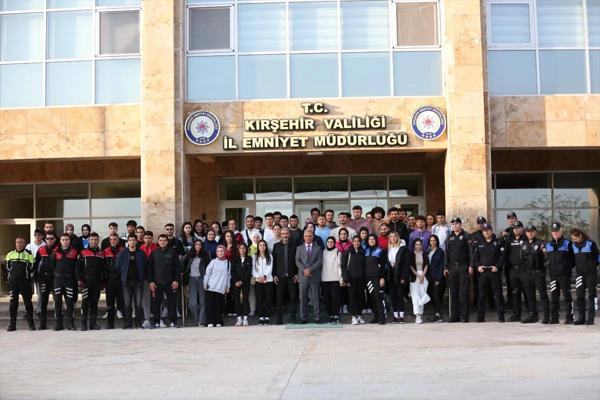 Kırşehir Emniyet Müdürlüğü, KAEÜ öğrencilerine tanıtıldı