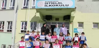 Manyas İlkokulu Öğrencileri Gazzeli Çocuklara Yardım Yaptı