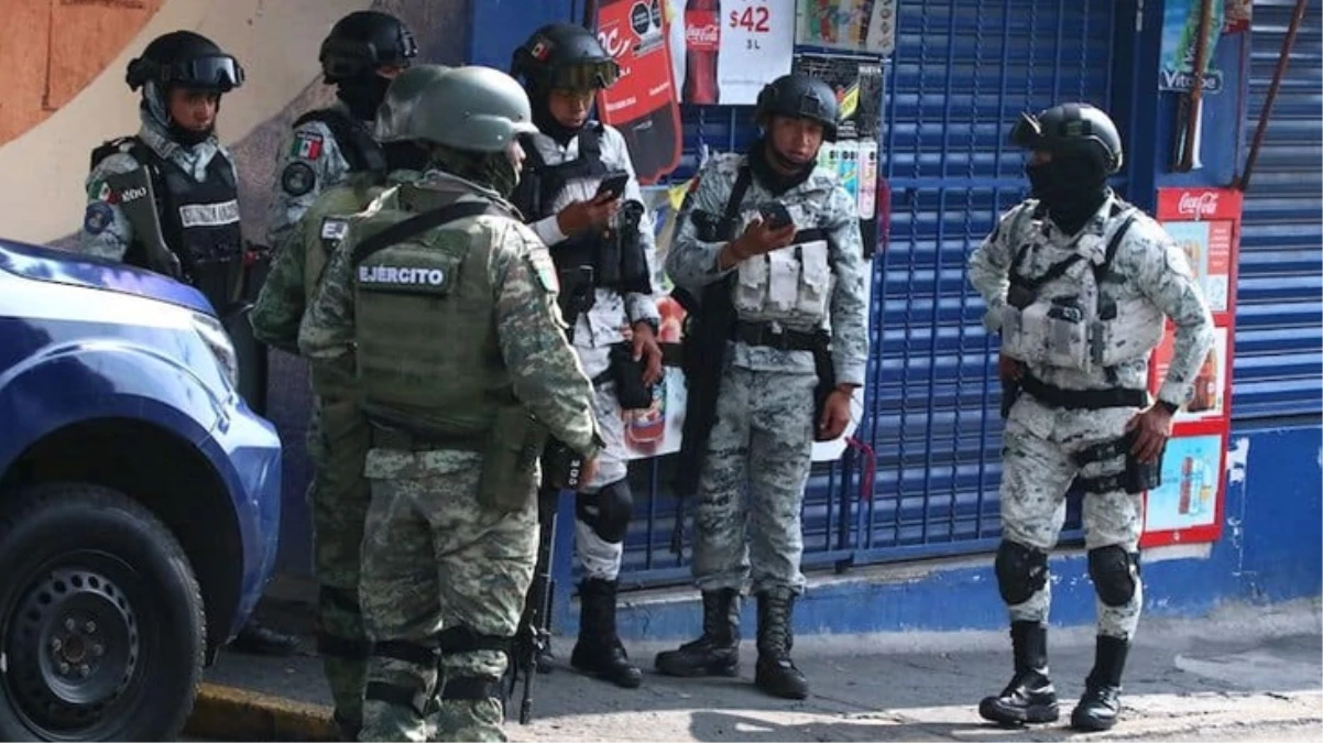 Meksika\'da çıkan çatışmada 2\'si polis 9 kişi hayatını kaybetti