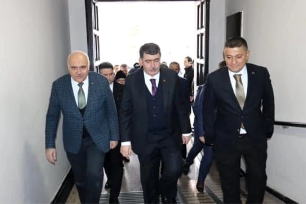 Ankara Valisi Vasip Şahin, Kızılcahamam\'da ziyaretlerde bulundu