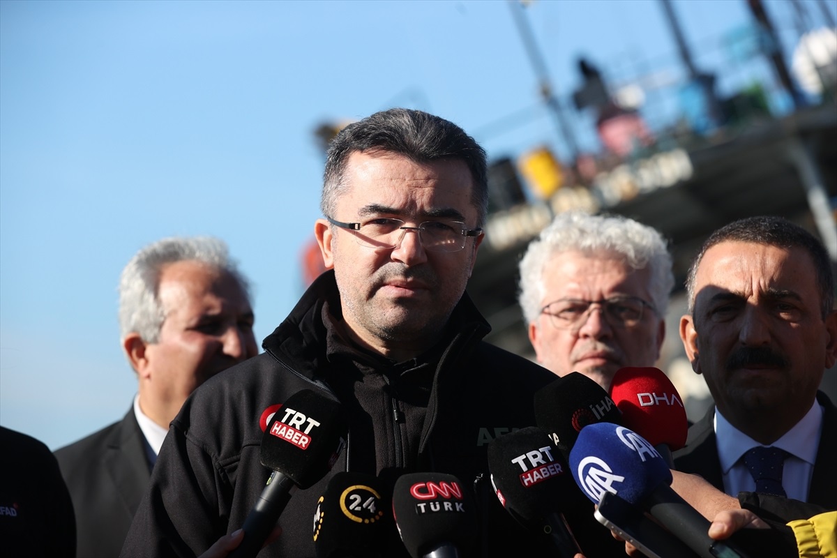 Zonguldak\'ta batan geminin yerini tespit etmek için yeraltı görüntülüme cihazları kullanıldı