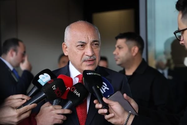 TFF Başkanı Mehmet Büyükekşi, Türkiye'ye ayak basar basmaz EURO 2024 hedefini koydu