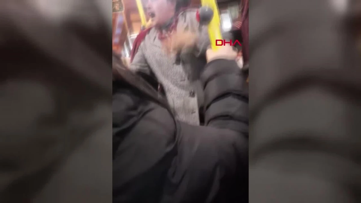 Ankara\'da otobüste yolcular arasında çıkan tartışma kavgaya dönüştü