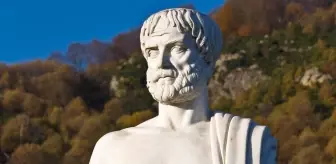 Aristoteles Kimdir? Antik Yunan Filozofunun Hayatı ve Eserleri