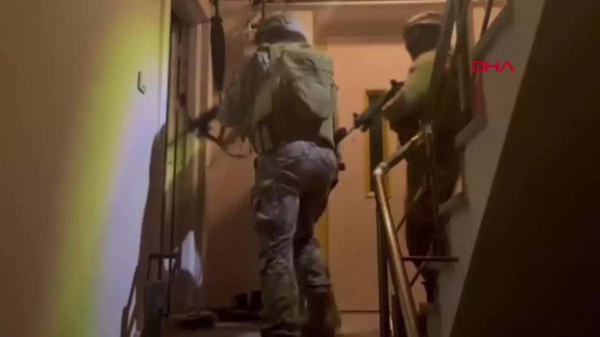 İstanbul, Diyarbakır ve Balıkesir\'de \'Yolyemezler\' grubuna operasyon düzenlendi