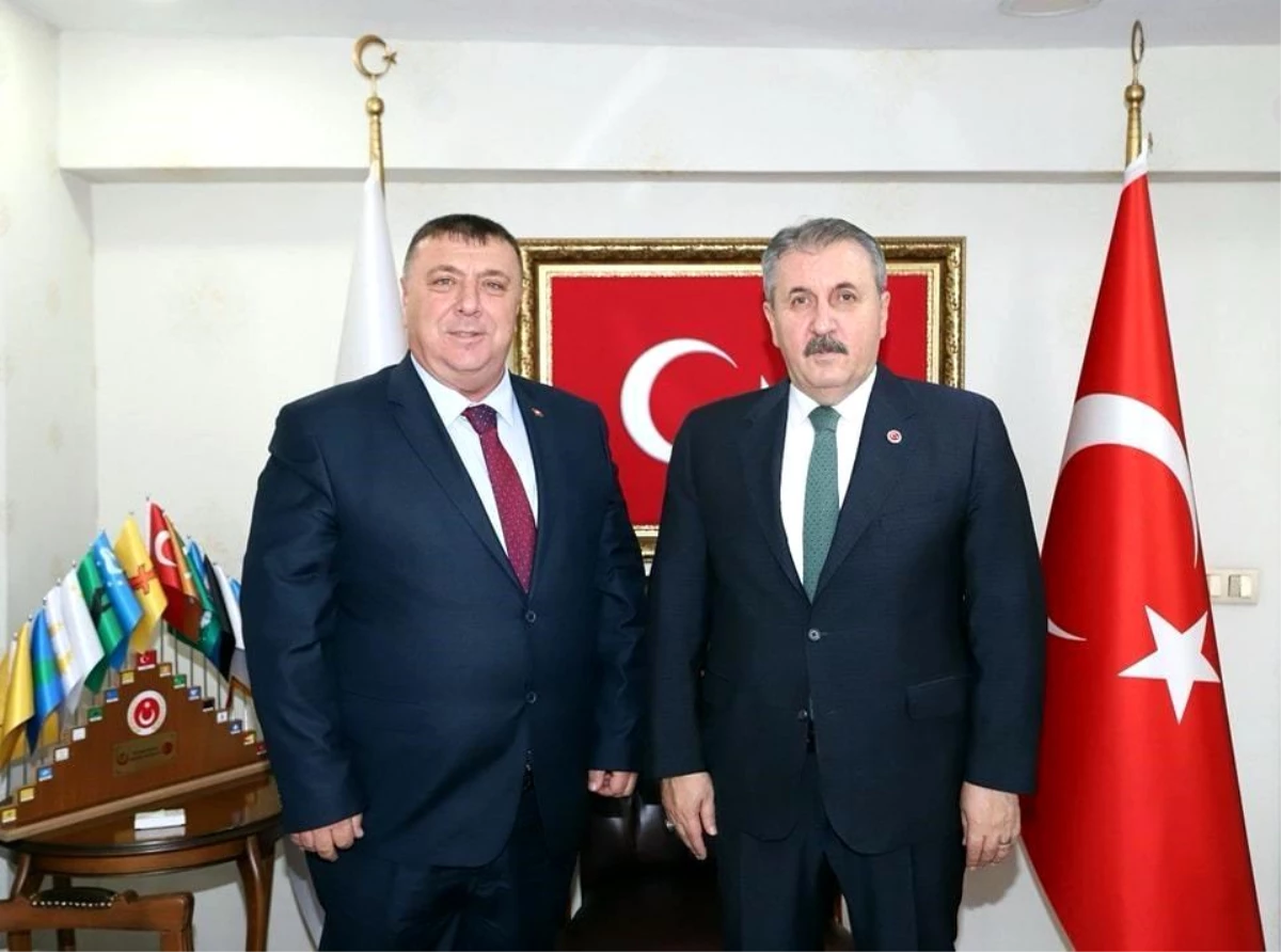 Beylikova Belediye Başkanı Özkan Alp, BBP Genel Başkanı Mustafa Destici\'ye ziyarette bulundu