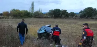 Çanakkale'de tarlaya devrilen araçta yangın çıktı, bir kişi yaralandı