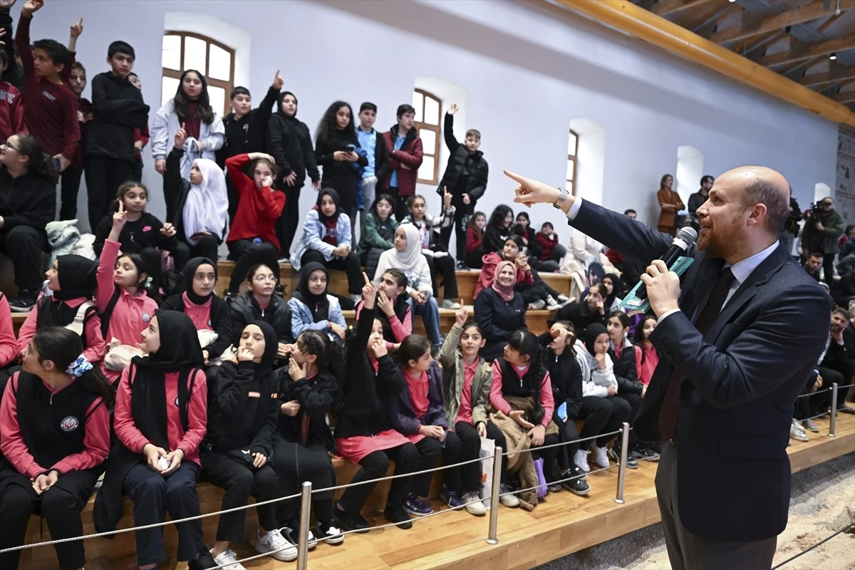 Bilal Erdoğan TÜGVA\'nın "6. Kitap Kurdu Yarışması Lansmanı"nda konuştu Açıklaması