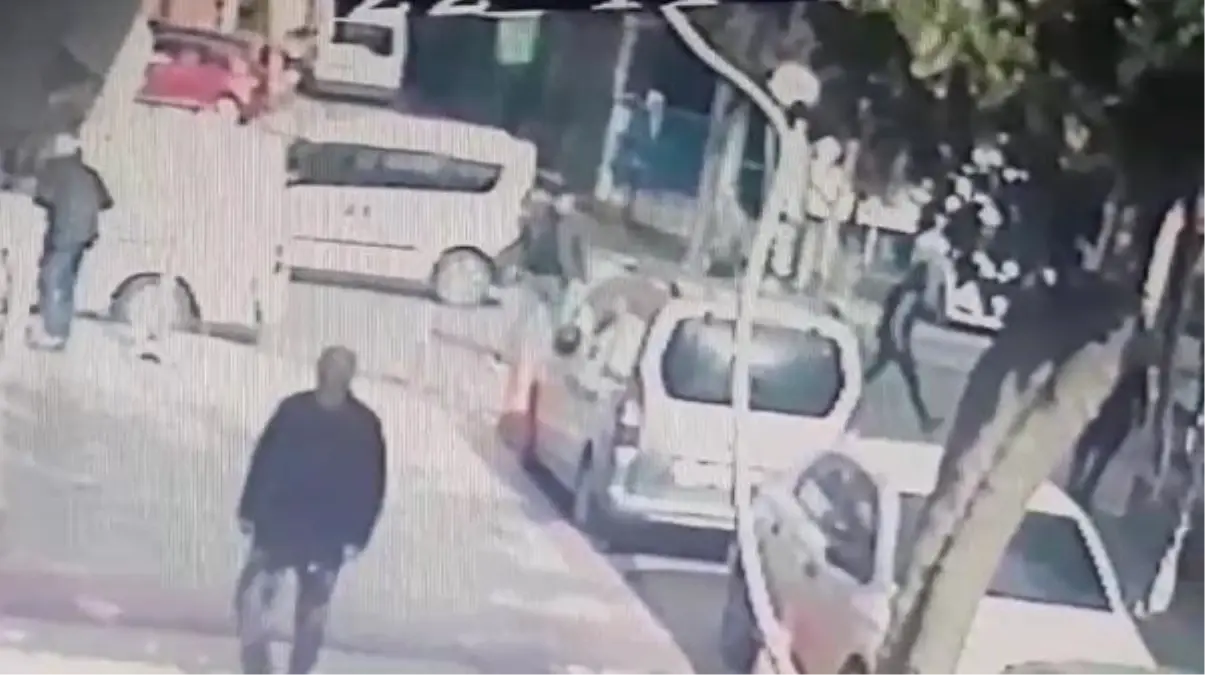 Boşandıktan Sonra Ailesinin Yanına Döndü