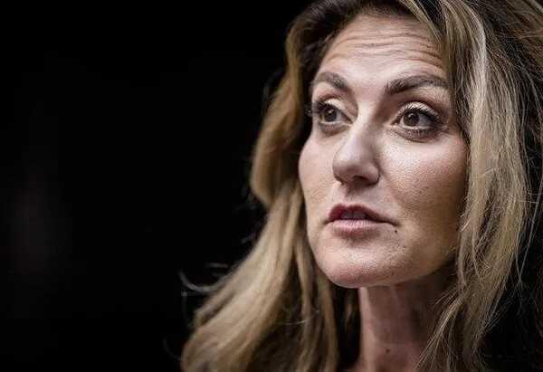 Hollanda'da ilk kadın başbakanı olmaya aday olan Dilan Yeşilgöz kimdir? Hollanda'da ilk kadın başbakanı olmaya aday olan Dilan Yeşilgöz kimdir?