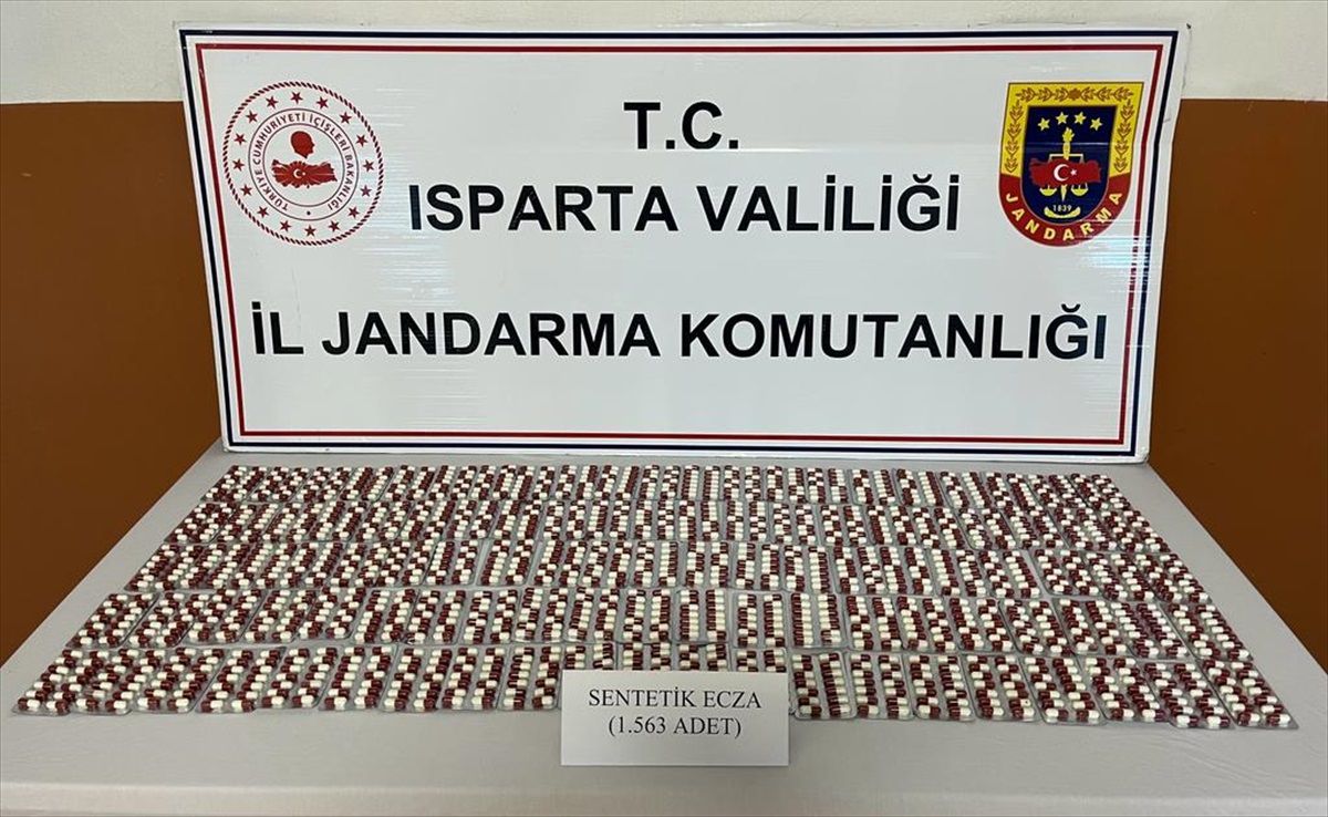 Isparta\'da Uyuşturucu Operasyonunda 2 Zanlı Tutuklandı