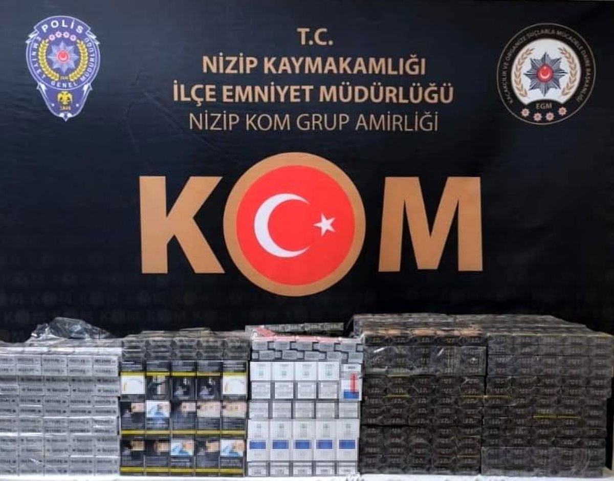 Nizip\'te Gümrük Kaçağı Sigara Operasyonu