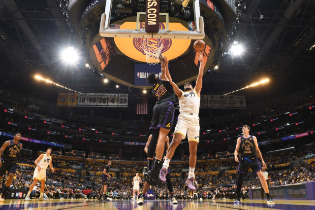 Neler yapıyor neler! Ömer Yurtseven'den Lakers'a karşı 17 dakikada 18 sayı 6 ribaunt