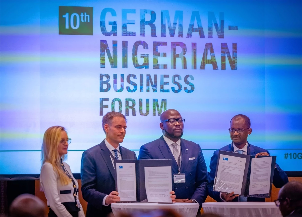 Nijerya ile Almanya, 500 milyon dolarlık yenilenebilir enerji ve doğal gaz işbirliği anlaşması imzaladı