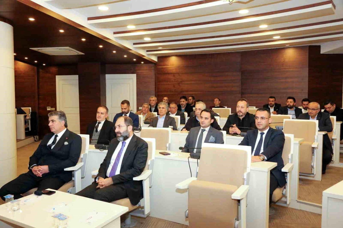 STSO Başkanı Zeki Özdemir, Vakıf Kiralarındaki Artışa Tepki Gösterdi