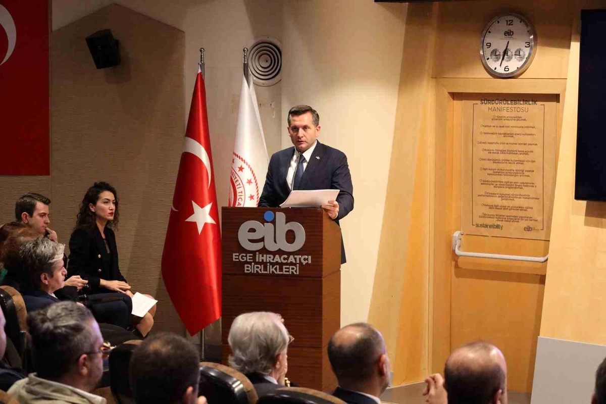 Ege Deri ve Deri Mamulleri İhracatçıları Birliği, İhracatın Yıldızları Ödül Töreni Düzenledi