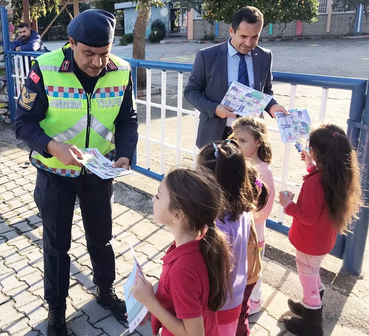 Antalya\'da öğrenci servisleri denetlendi