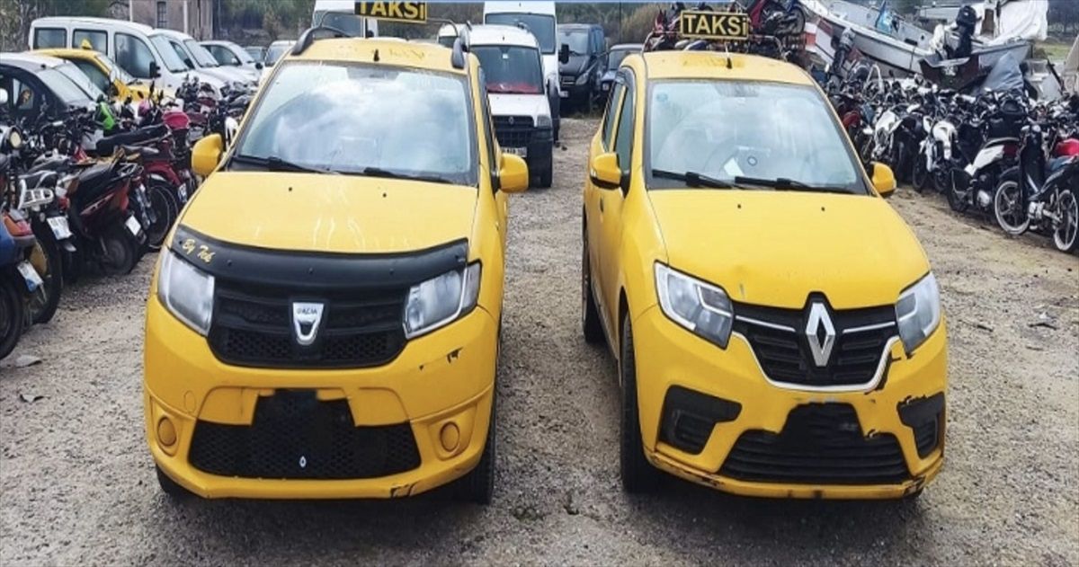 Balıkesir\'de göçmen kaçakçılığı operasyonunda 6 zanlı gözaltına alındı