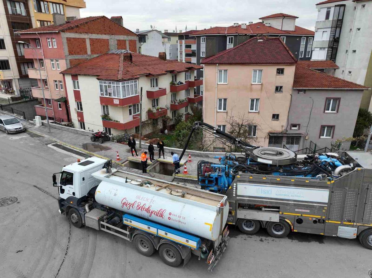 Bilecik\'te Yağmur Suyu ve Kanalizasyon Hatları Temizleniyor
