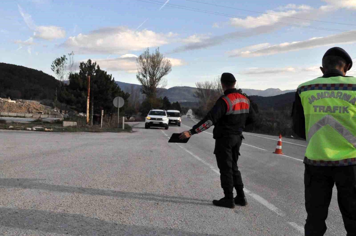 Mudurnu\'da Kış Lastiği Denetimi Yapıldı