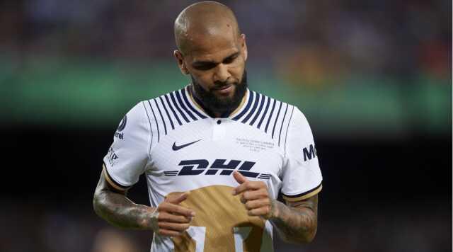 Cinsel saldırı suçuyla yargılanan Dani Alves'in 9 yıl hapsi isteniyor