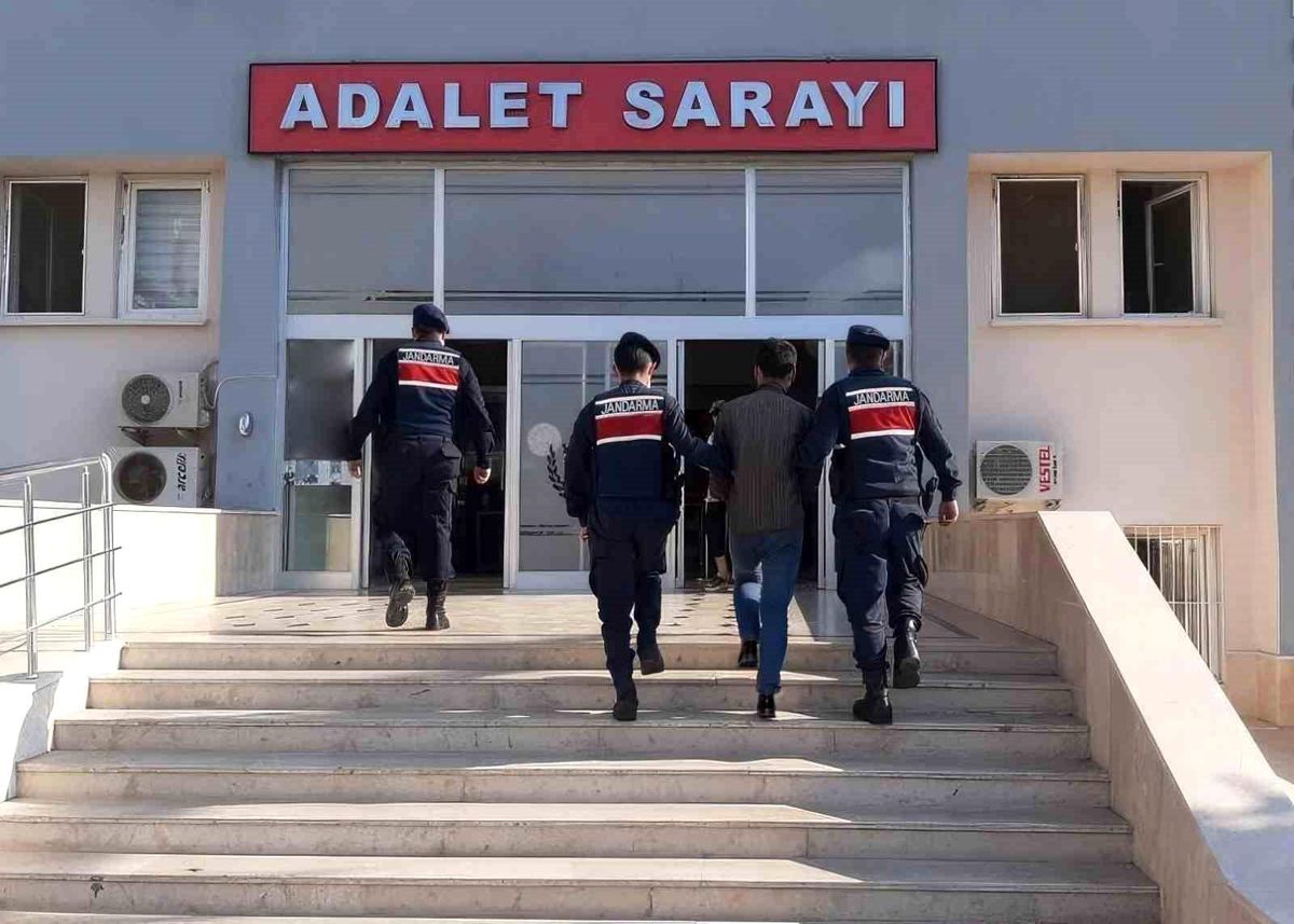 Tarsus\'ta 20 Yıl Hapis Cezası Bulunan Şüpheli Yakalandı