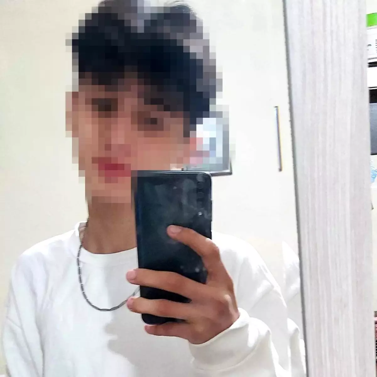 Sultangazi\'de kavga eden lise öğrencisi darp edildi