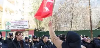 Van'daki evlat eyleminde 70'inci hafta