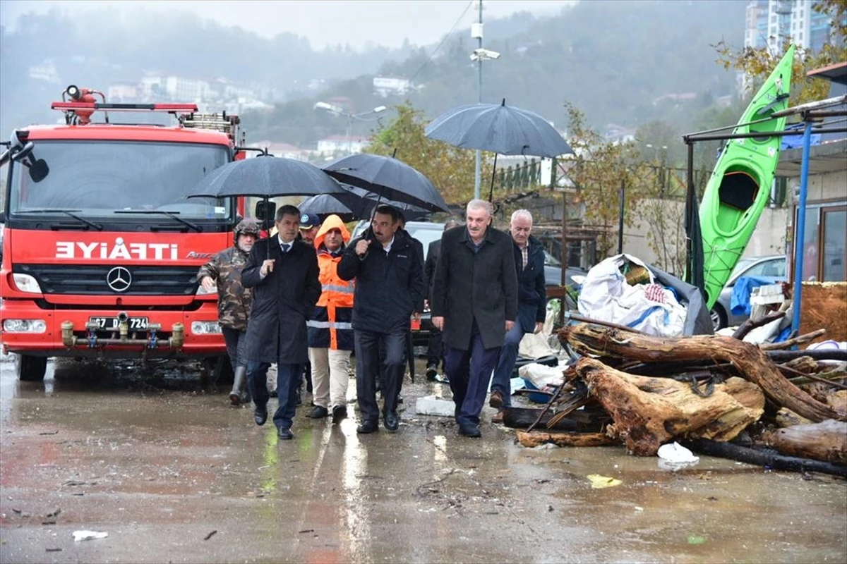Zonguldak Valisi Sel ve Fırtına Sonrası İncelemelerde Bulundu